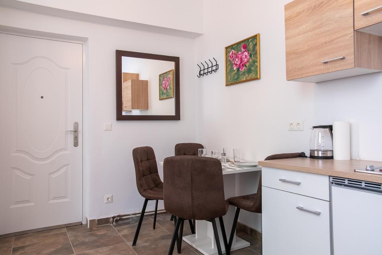 Family&Friends Apartments Schoenbrunn Vienna Exterior photo