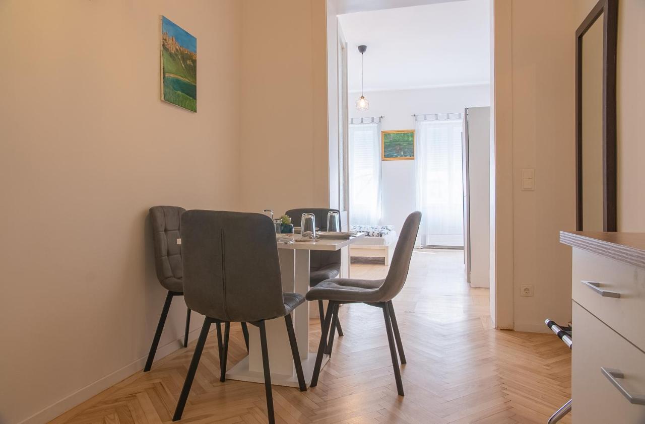 Family&Friends Apartments Schoenbrunn Vienna Exterior photo